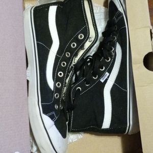 MENS BLACK BALL HI SF VANS SIZE: 10